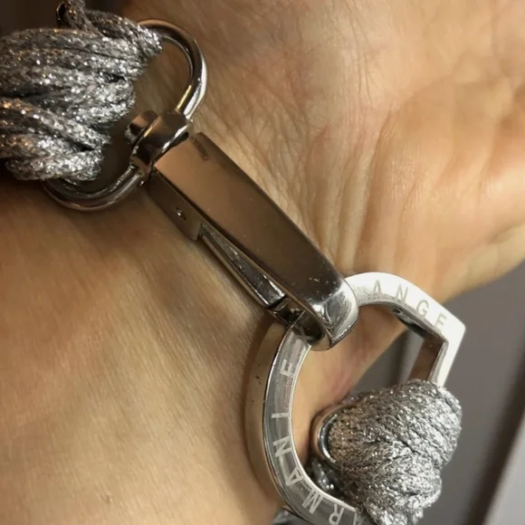 Authentic Armani Exchange Metallic Knot Bracelet - Picture 5 of 11